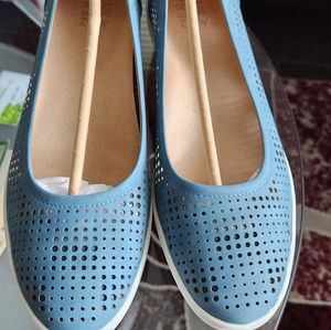 Naturalizer brand new shoes size 9